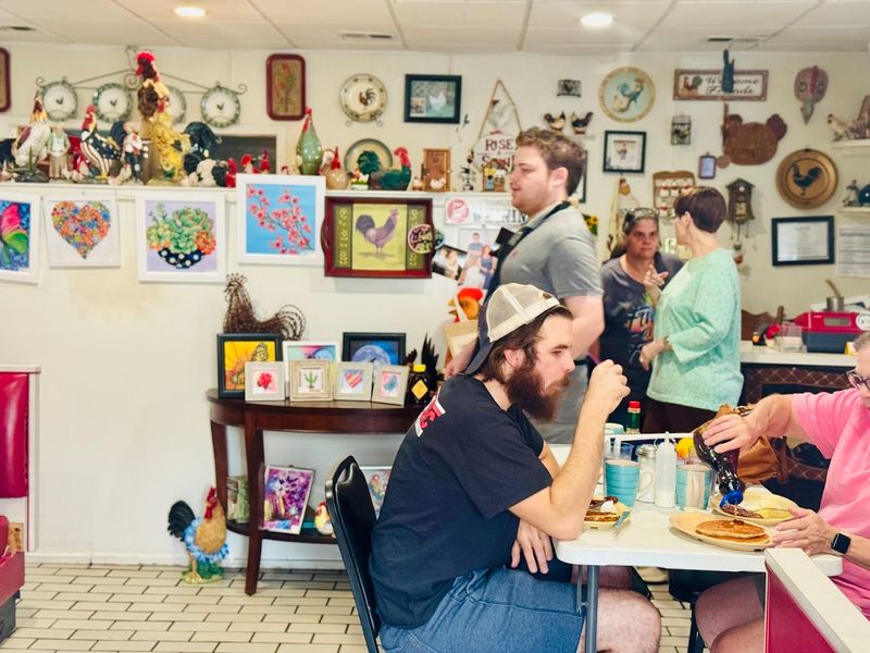 Local Diners and Old-School Eats