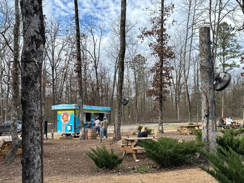 Food Trucks Found Their Paradise