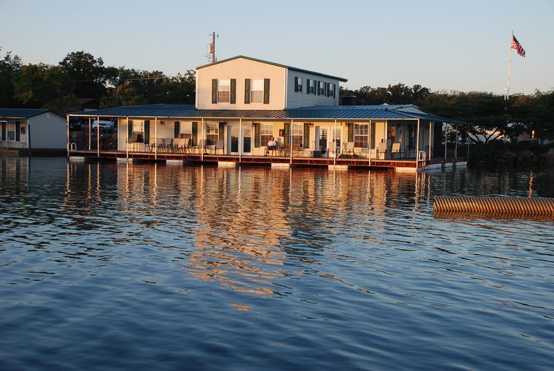 Larger Villas and Houses Sleep Big Groups Comfortably