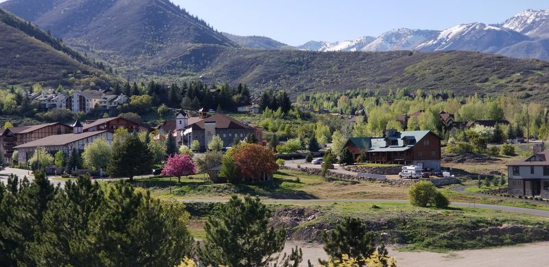 A Utah Village That Rarely Draws Attention
