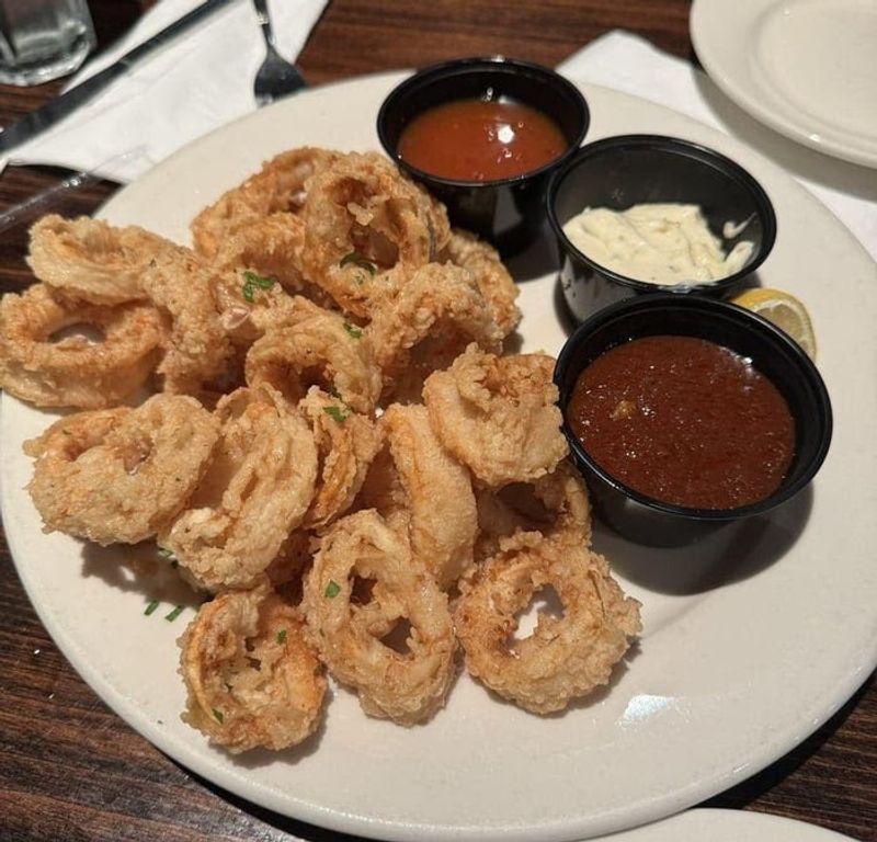Fried Calamari That Keeps Regulars Coming Back