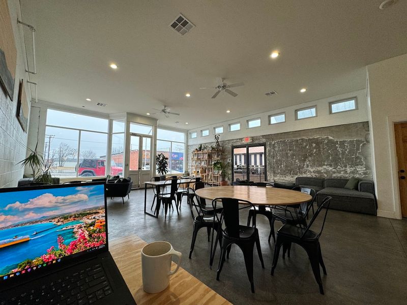 The Atmosphere That Invites You to Stay