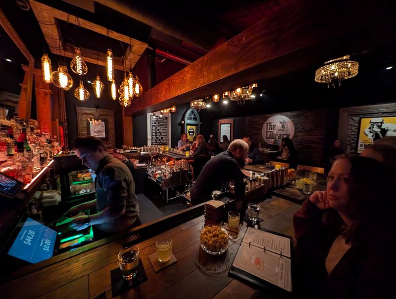 A 1920s Atmosphere That Rivals Big-City Speakeasies