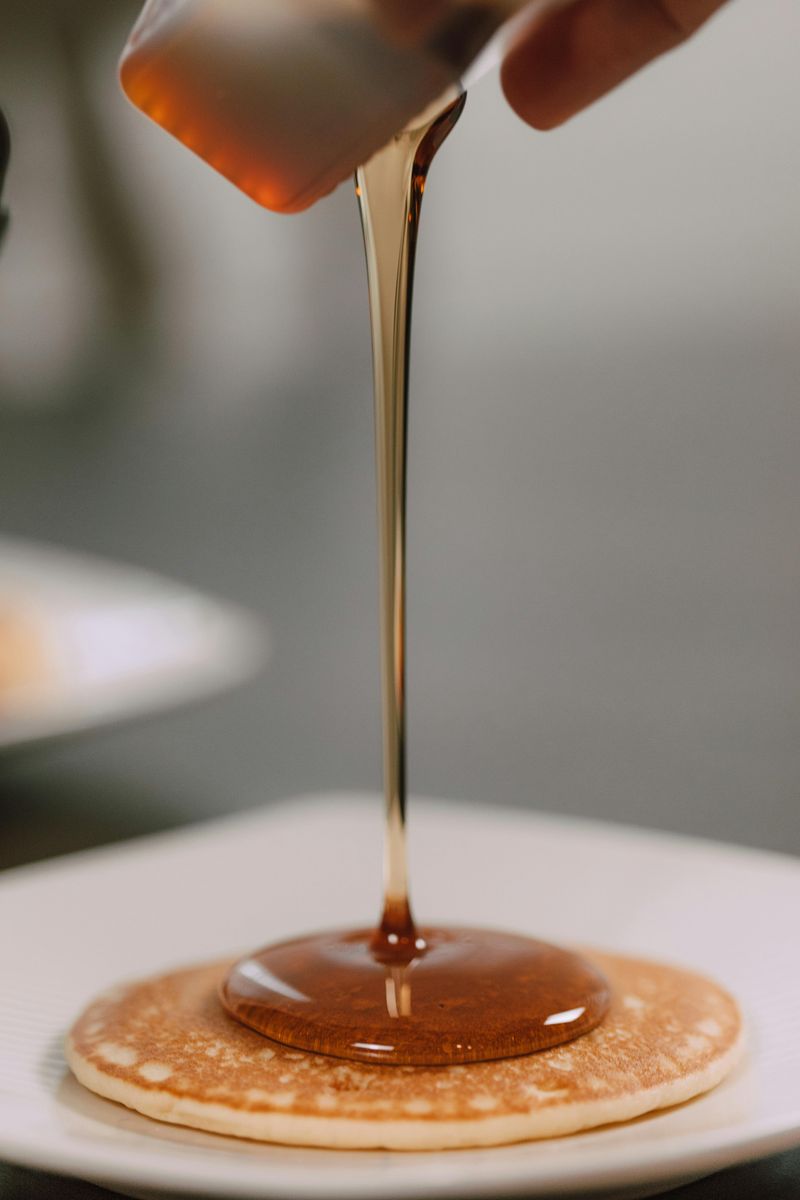 Experience Authentic Maple Syrup Tastings and Demonstrations