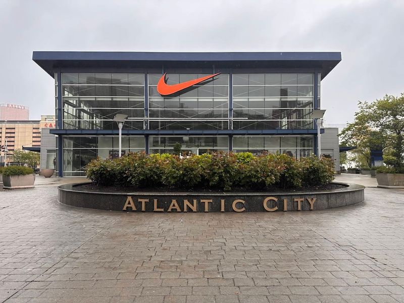 Prime Location Near Atlantic City Boardwalk and Casinos