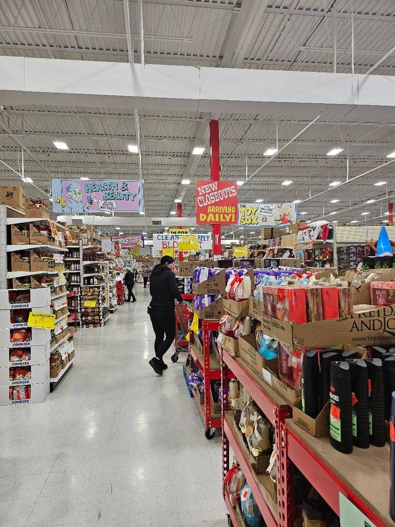 Friendly Staff Who Actually Help Without Hovering