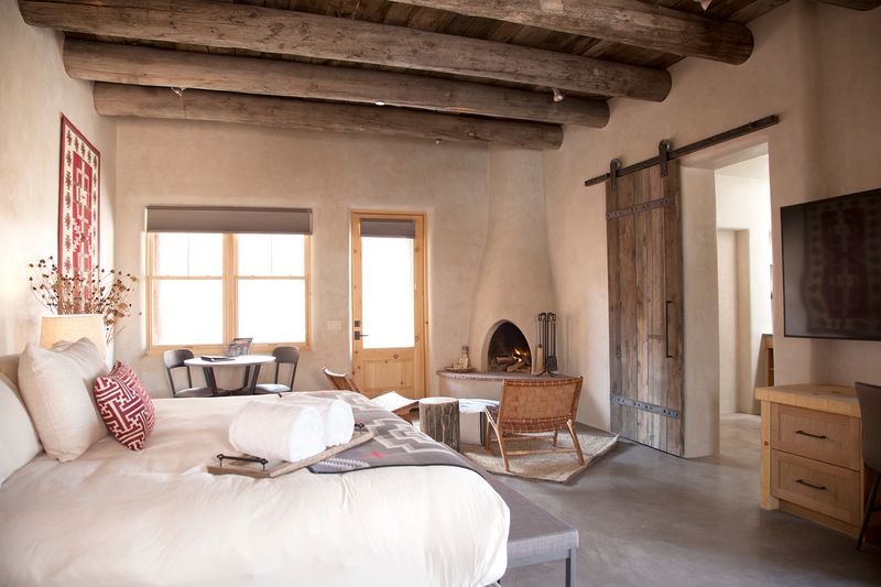 A True Getaway Between Taos And Santa Fe