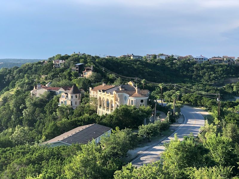 Getting to Lake Travis and Navigating Those Wild Hill Country Roads