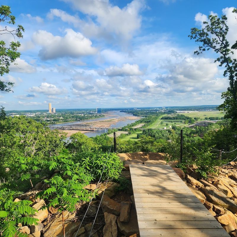 Trail Etiquette Has Left The Building