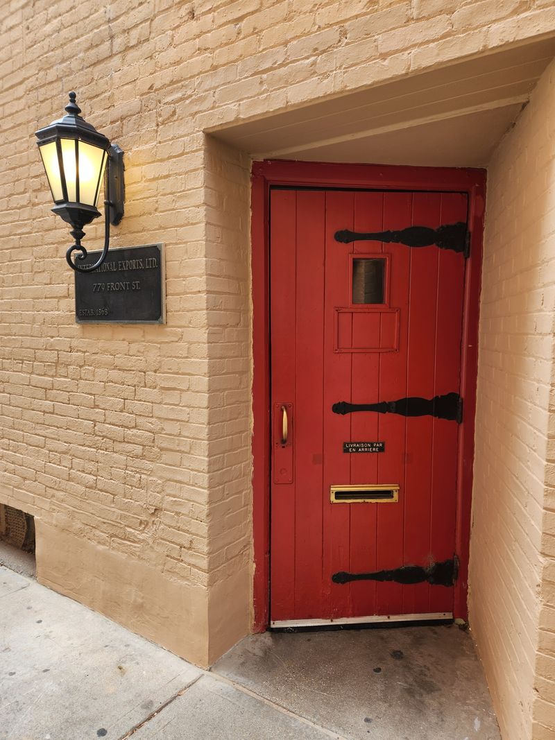 A Hidden Entrance That Sets The Tone Immediately