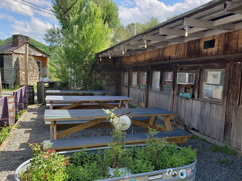 Roadside Charm That Packs a Punch