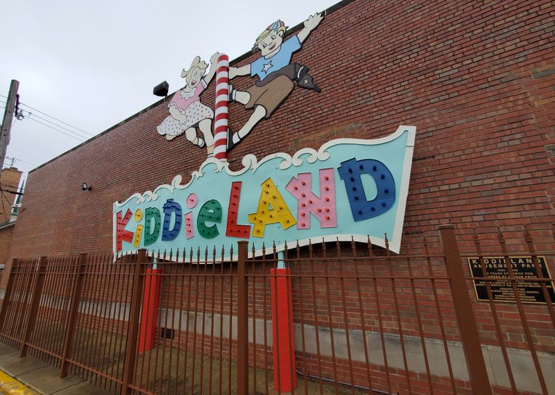 Kiddieland Amusement Park