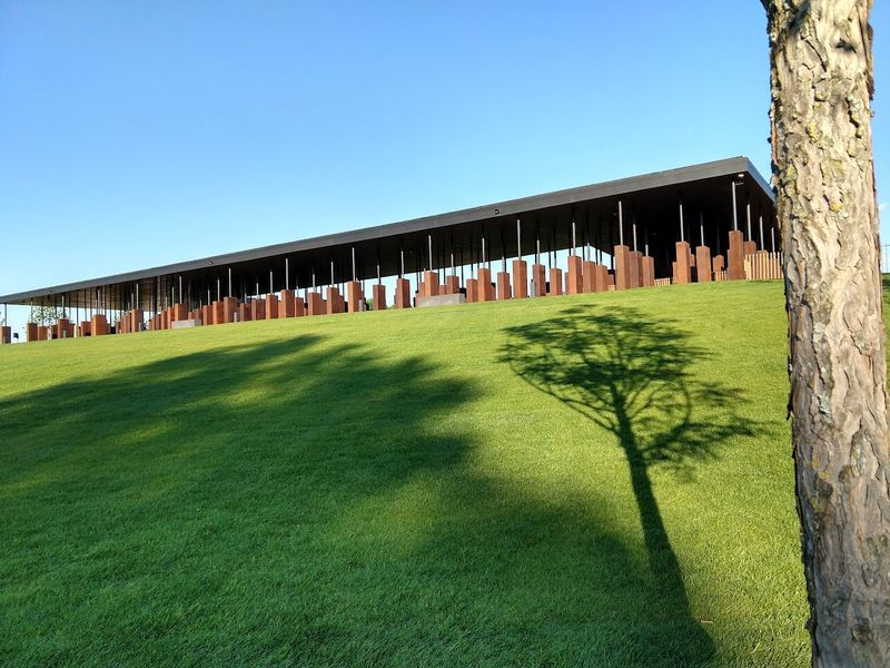 The Quiet Build-Up Before You Walk In