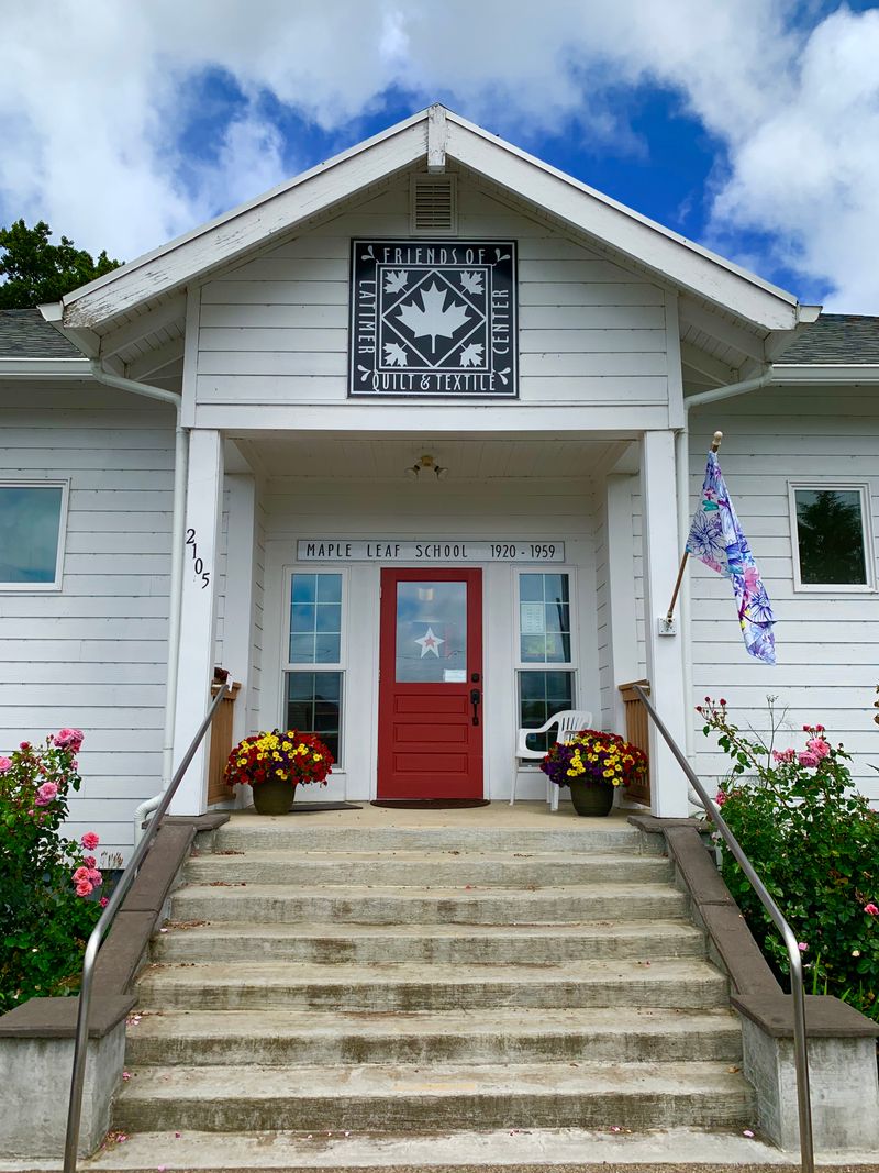 A Living Museum Where Art Happens in Real Time