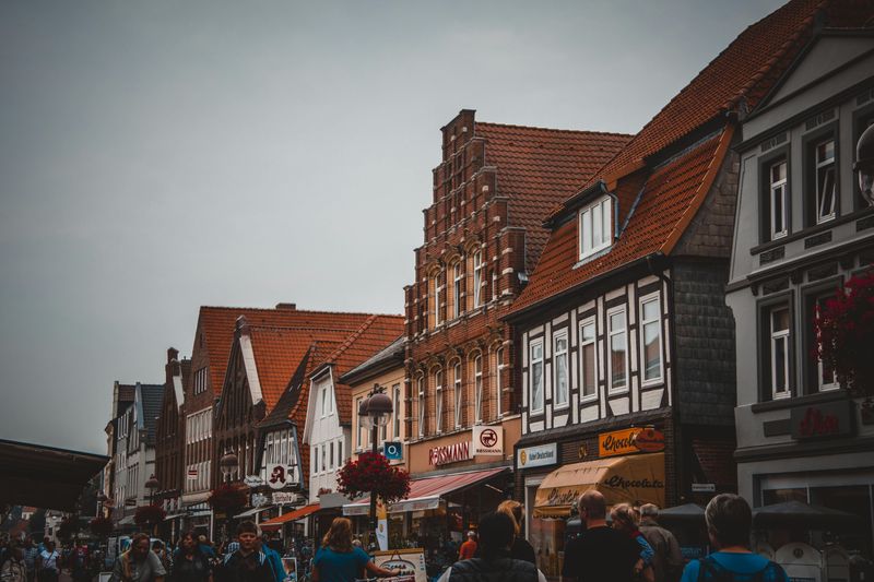 Quiet Town Centers See More Seasonal Crowds Quiet Town Centers See More Seasonal Crowds