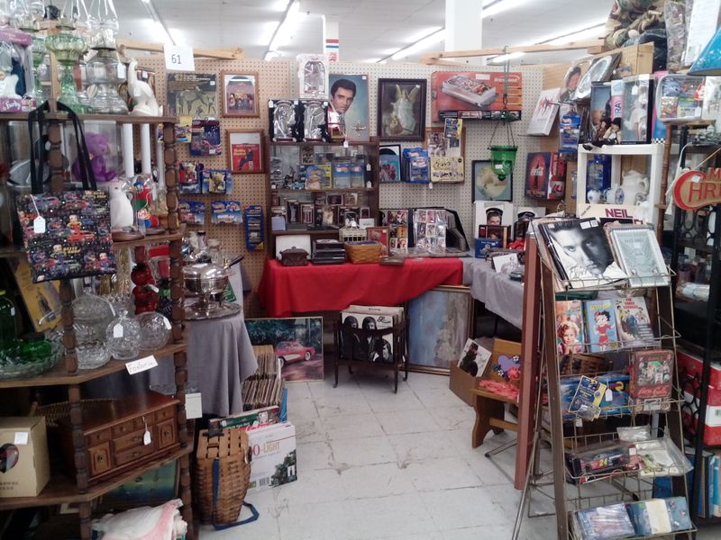 Endless Variety of Vendors Under One Roof