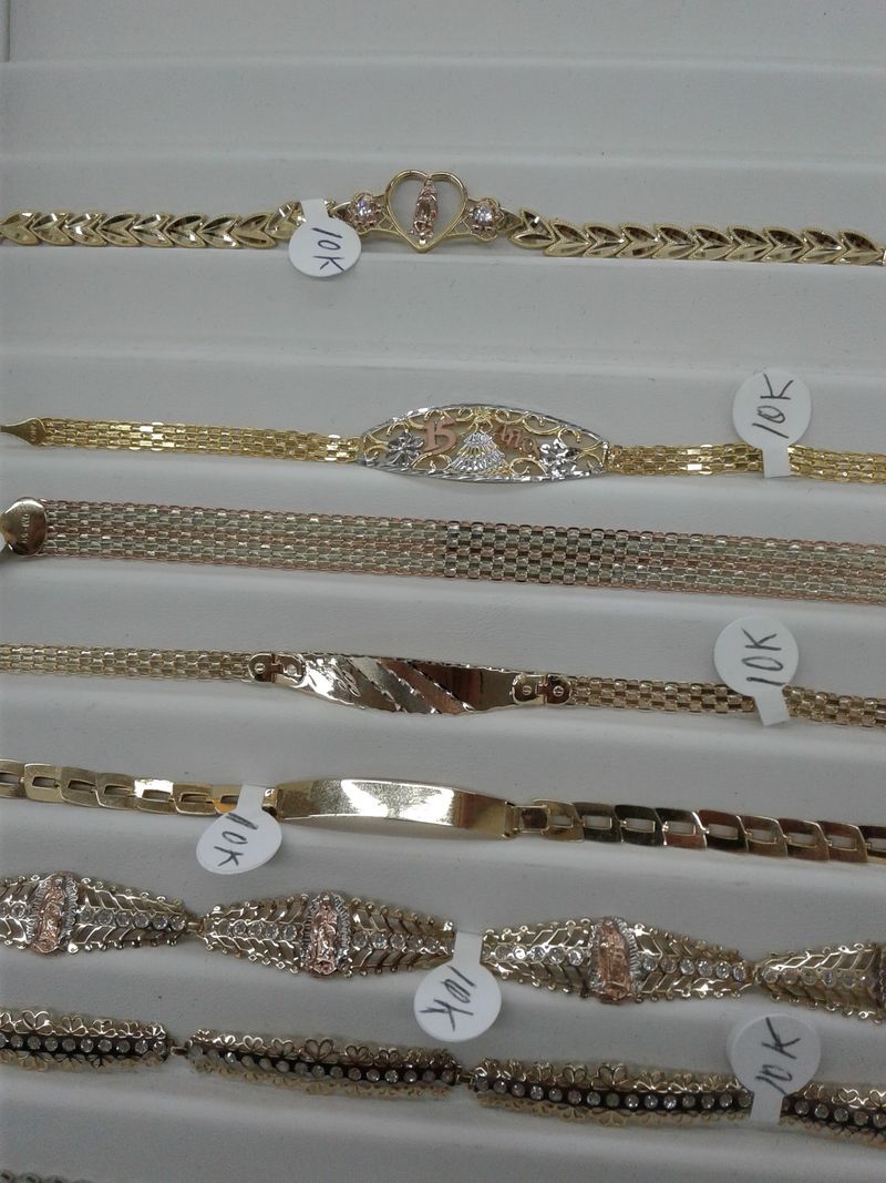 Jewelry Galore at Unbelievable Deals