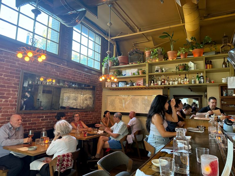 Intimate Seating That Actually Feels Romantic