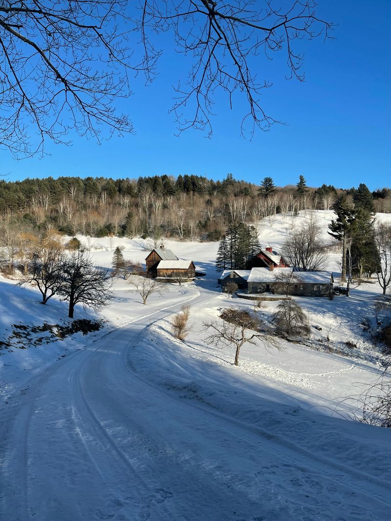 A Snowy Vermont Village Most Drivers Pass Without Noticing