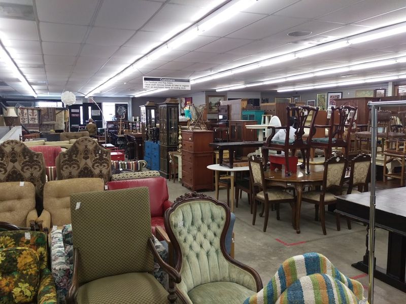 The Montrose Location Adds to the Whole Experience