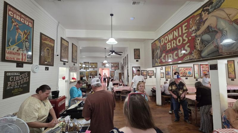 Family Style Dining That Feels Like Sunday Dinner