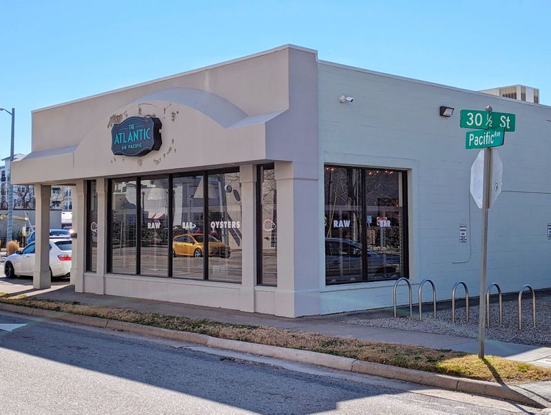 Raw Bar That Redefines Ocean-To-Table Dining
