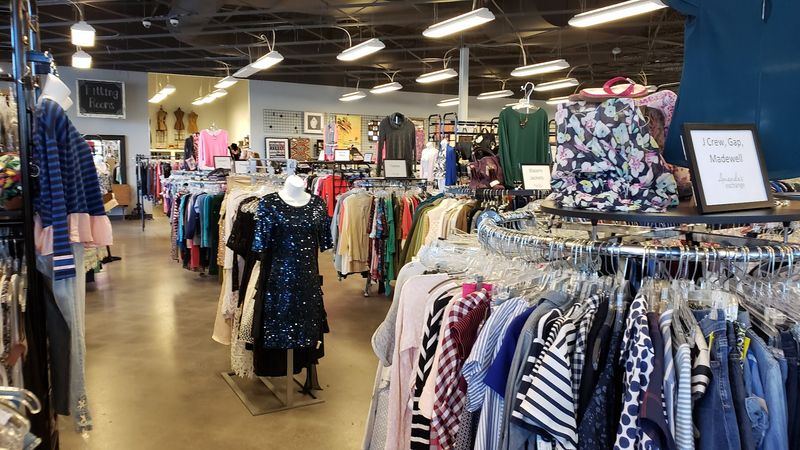 Amanda's Exchange - 715 E Carmel Dr, Carmel, IN 46032