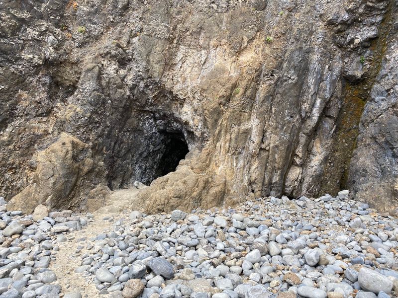 Agate Hunting Paradise