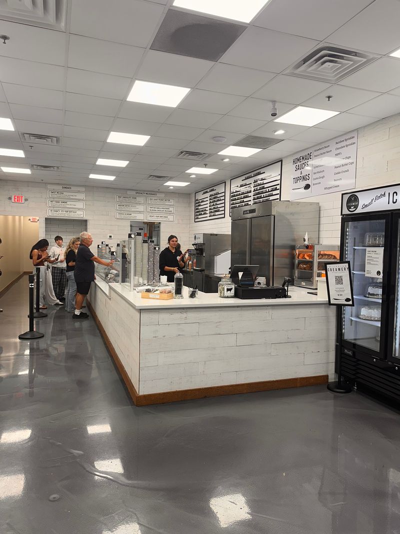 Wall (Manasquan): Shore Access with Small-Town Soul