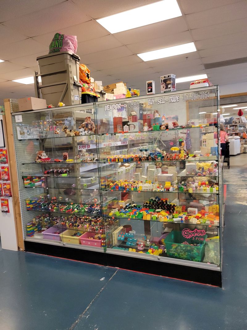 Emporium 31 - 11 Declaration Dr, Suite G, Greenwood, IN 46143