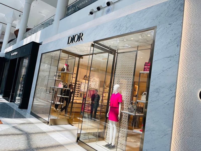 Tysons Galleria Brings Designer Dreams to Life