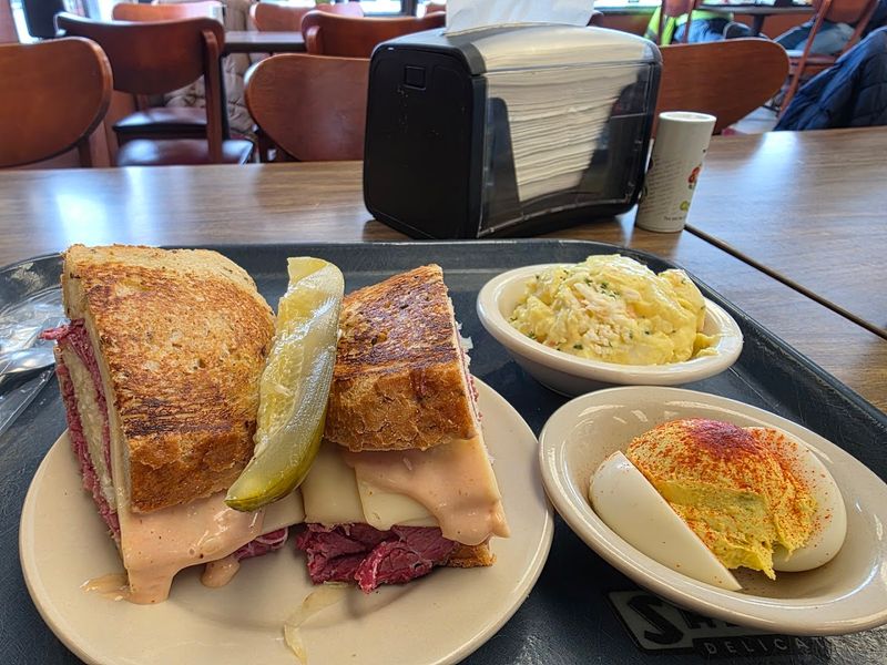 Shapiro's Delicatessen: Corned Beef Sandwich