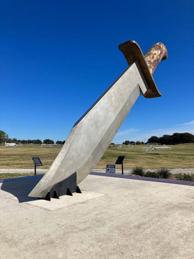 Find the World's Largest Bowie Knife in Bowie