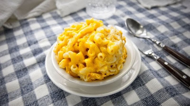 Mac And Cheese That Defines Comfort Food