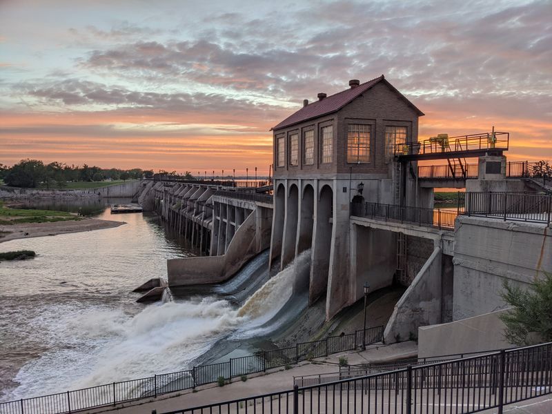 Lake Overholser's Dam and Spillway Walks, Oklahoma City