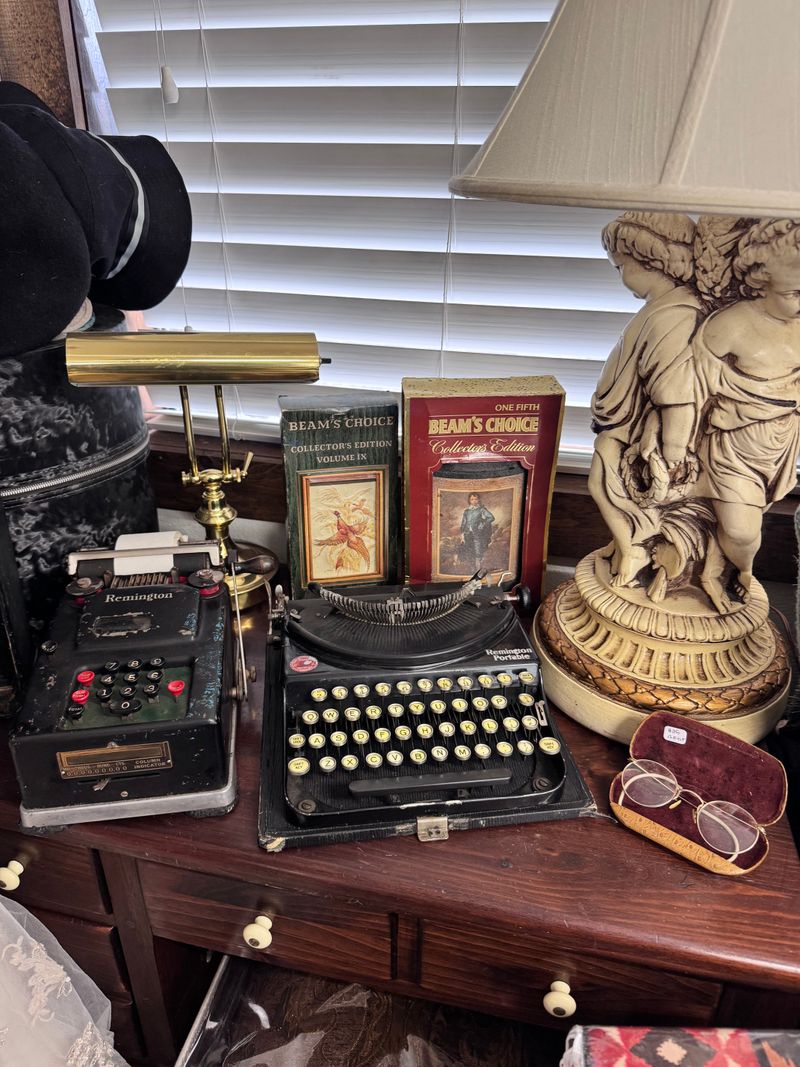 Shopping Through Organized Nooks and Crannies