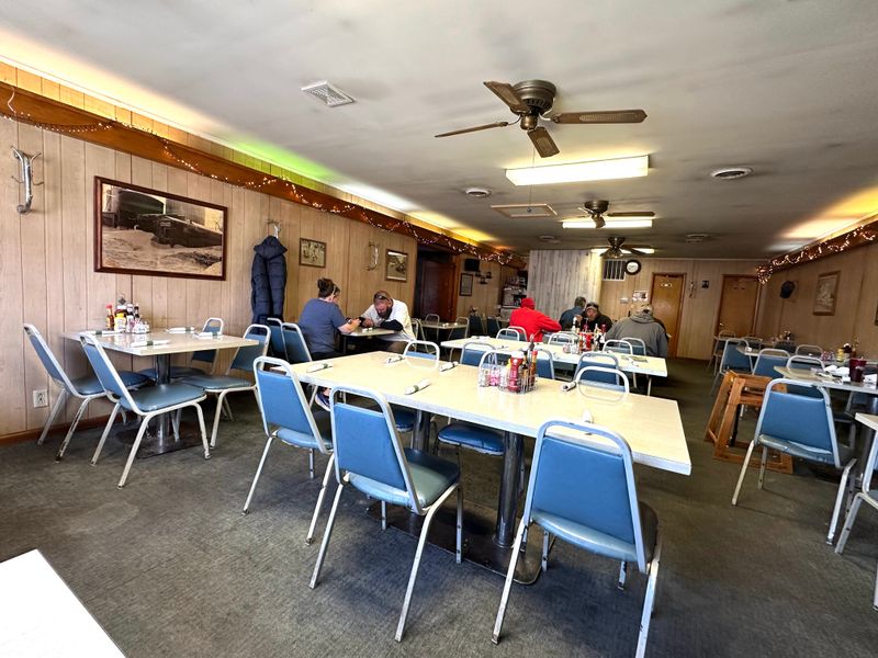 New Ross Steak House - New Ross