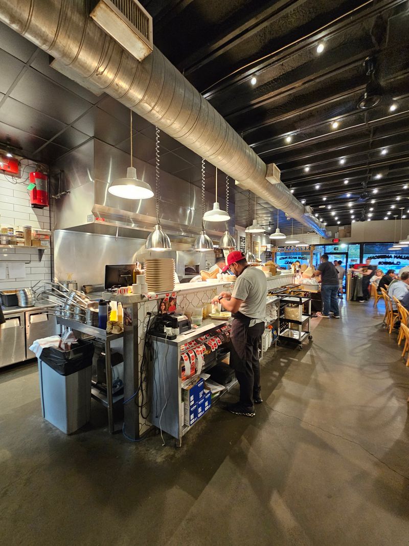 A Space That Feels Both Modern and Warm