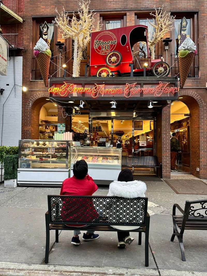 Ferrara Bakery & Cafe