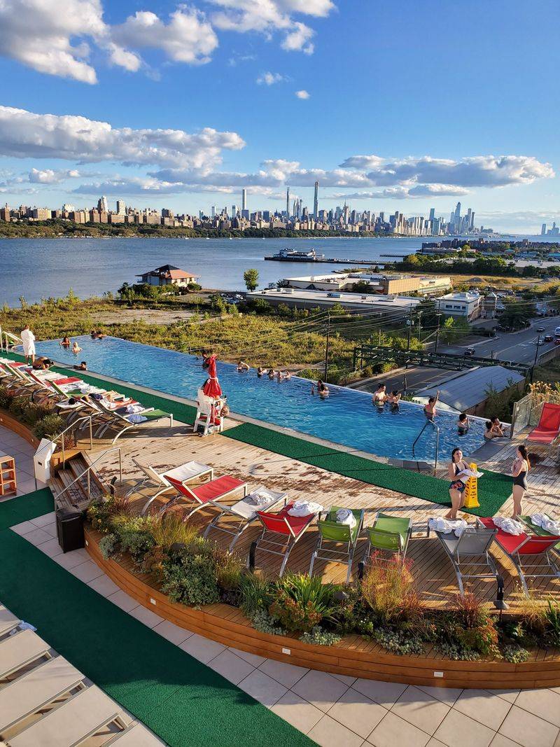 Outdoor Steaming Pools at Sojo Spa Club