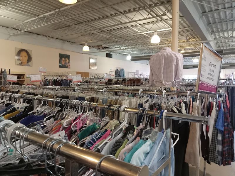 Thrifty Threads - 1501 W 86th St, Indianapolis, IN 46260
