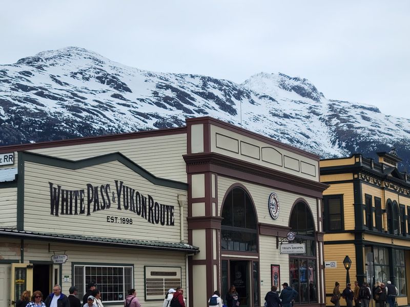 Picking The Right Excursion And Booking The Smart Way