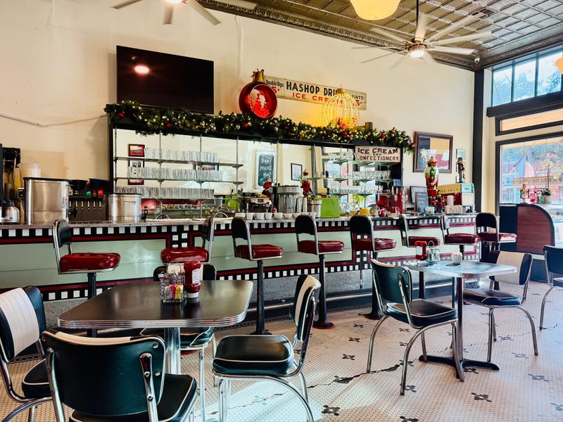 Across the Street Diner, Texas