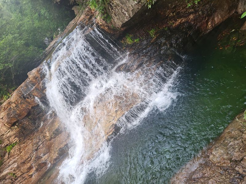 The Bathtub Itself: Nature's Infinity Pool