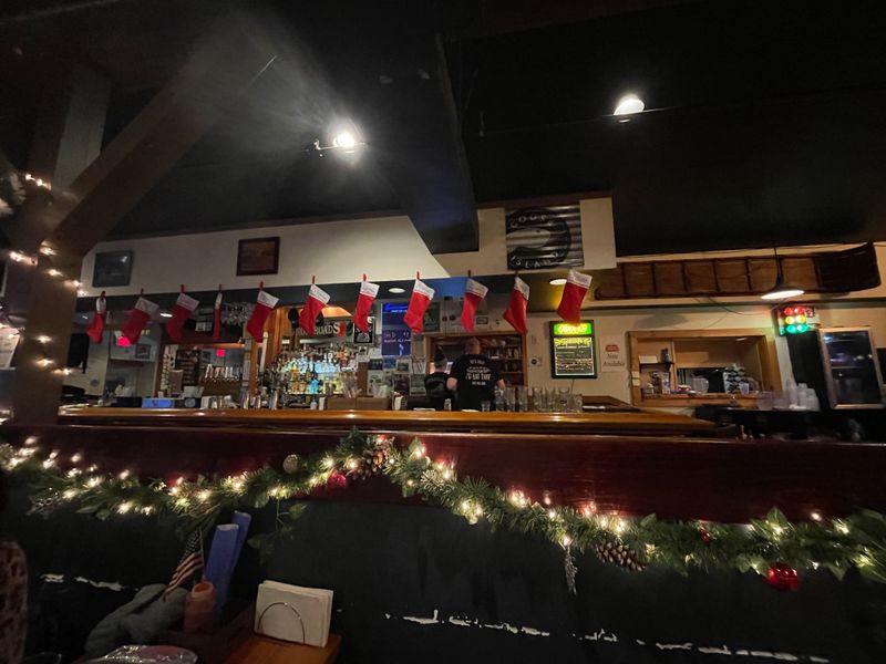 Crossroads Bar & Grill