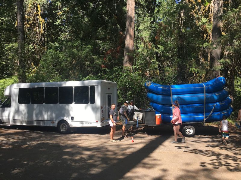 Where to Stay Near the Rogue River