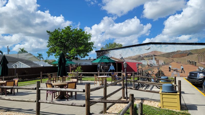 A Restaurant Built Around Familiar Comfort And Routine