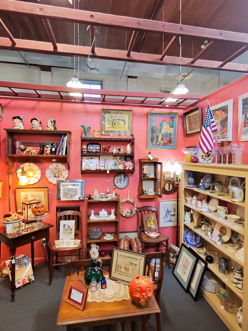 Postcards That Tell Stories For Pocket Change