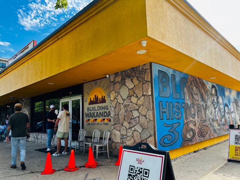 Catfish and Grits That Locals Swear By