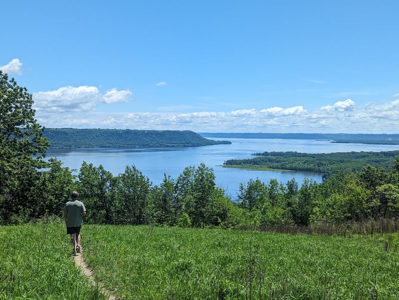 Short Overlook Trails That Deliver Fast Scenery